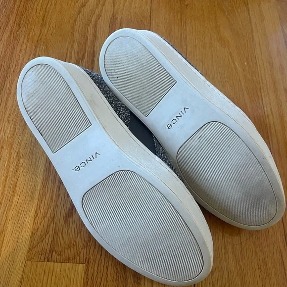 Vince Warren Slip on shoes